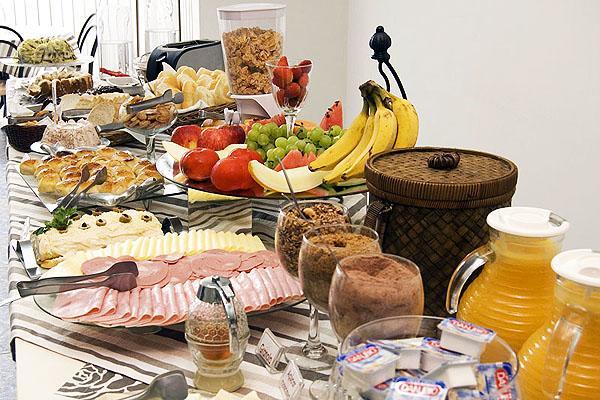 Hotel Caicara Bistro E Eventos Ltda Итаперуна Экстерьер фото