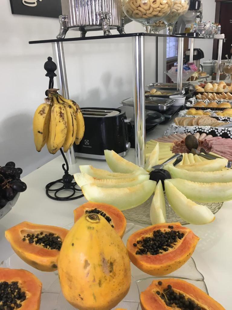 Hotel Caicara Bistro E Eventos Ltda Итаперуна Экстерьер фото